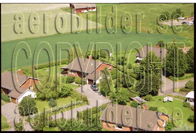 FFF 98-8905, #34. FFF 98-8905_0034 (Uppges vid kontakt med Svenska Aero-Bilder AB)